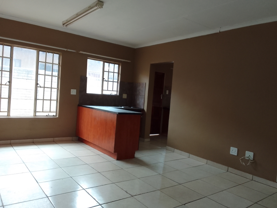 To Let 3 Bedroom Property for Rent in Oos Einde North West